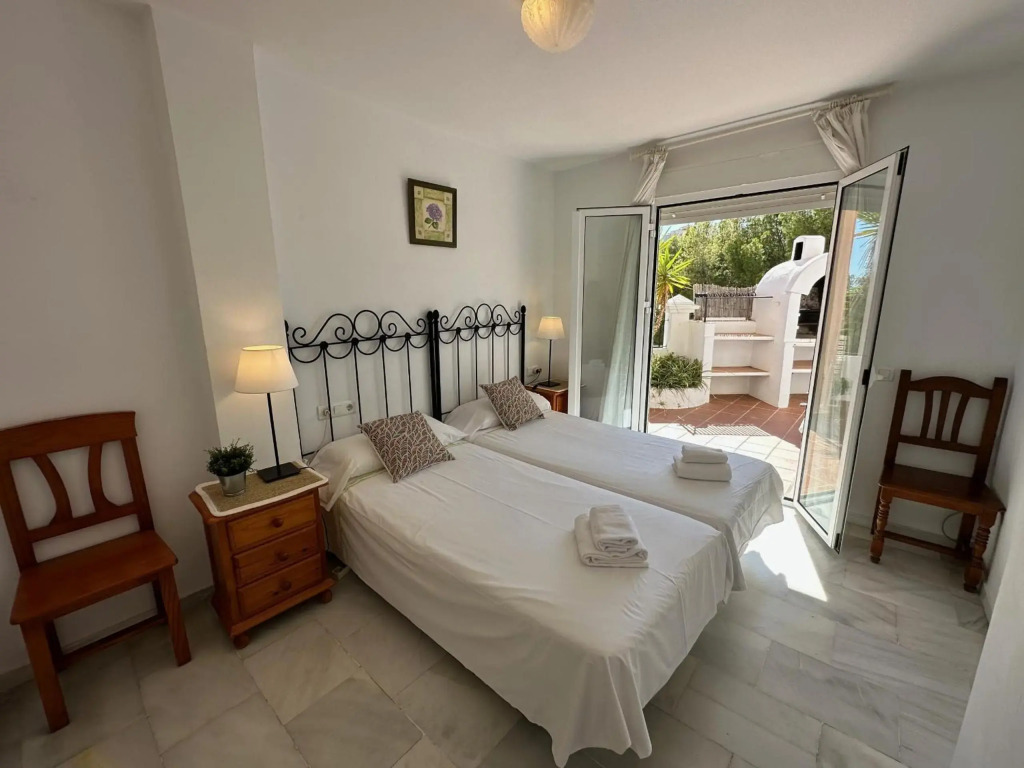 Spacious family villa Aljamar 8a