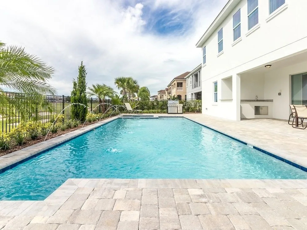 Luxurious 14br / 14ba Private Pool + Spa 14 Bedroom Home