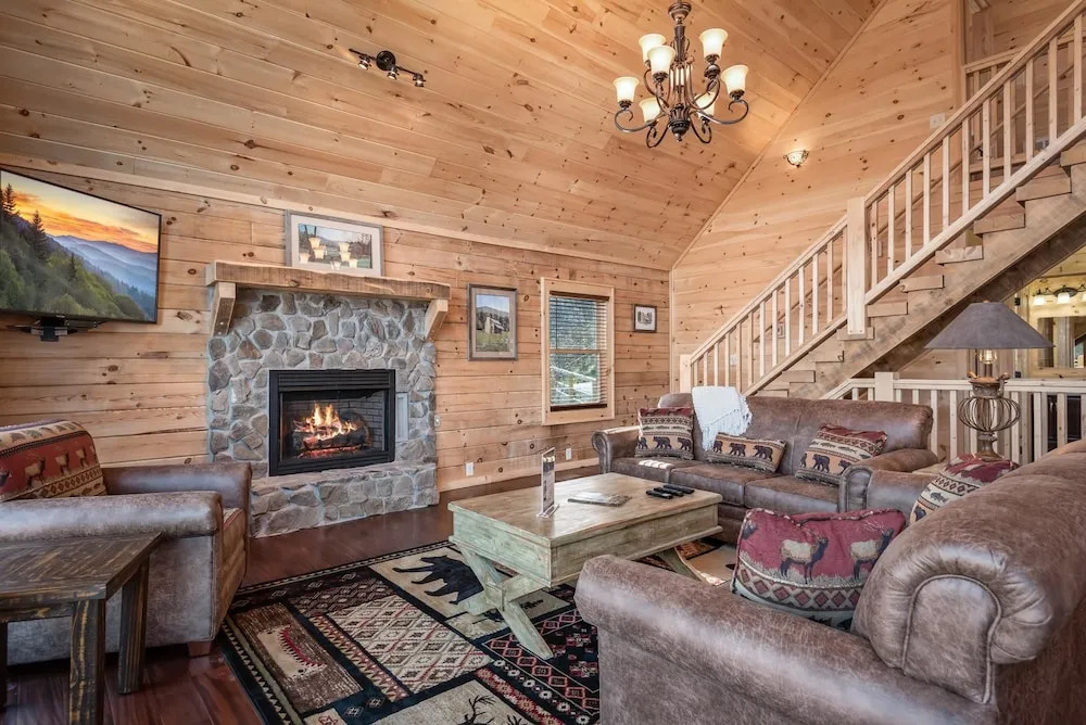 Smoky's Grand View 5 Bedroom Home