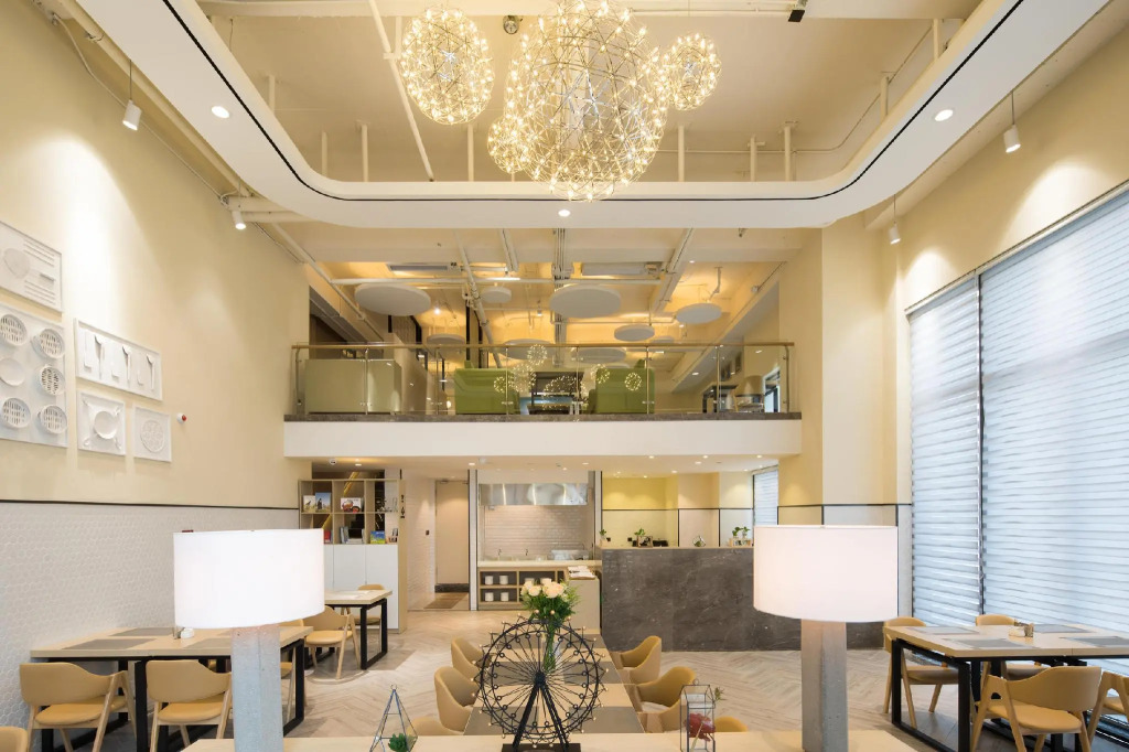 Atour Hotel Binjiang Jiangling Road Hangzhou
