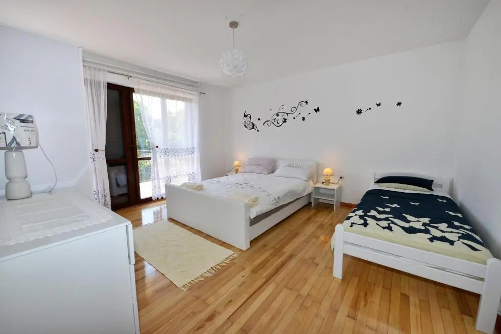 Apartment Kuki (PRC159)