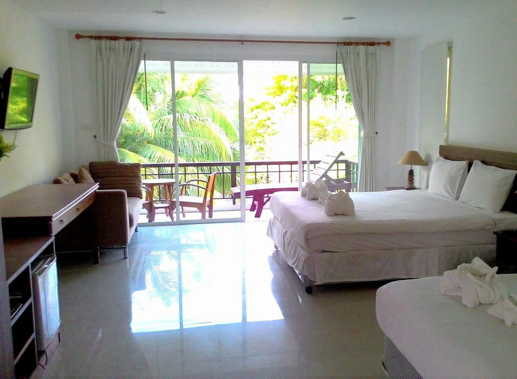 Kirati Beach Resort