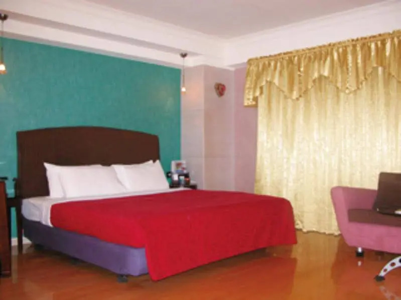 Royal Group Hotel Wu Fu Branch