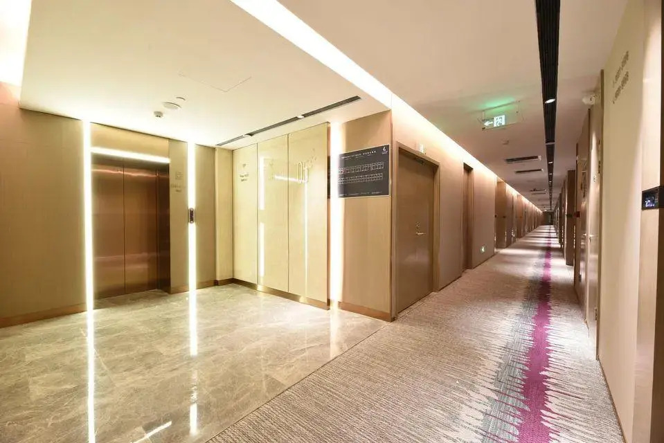 Lavande Hotel (Tianjin Xiaobailou Metro Station Wudao Cultural Tourism Zone)
