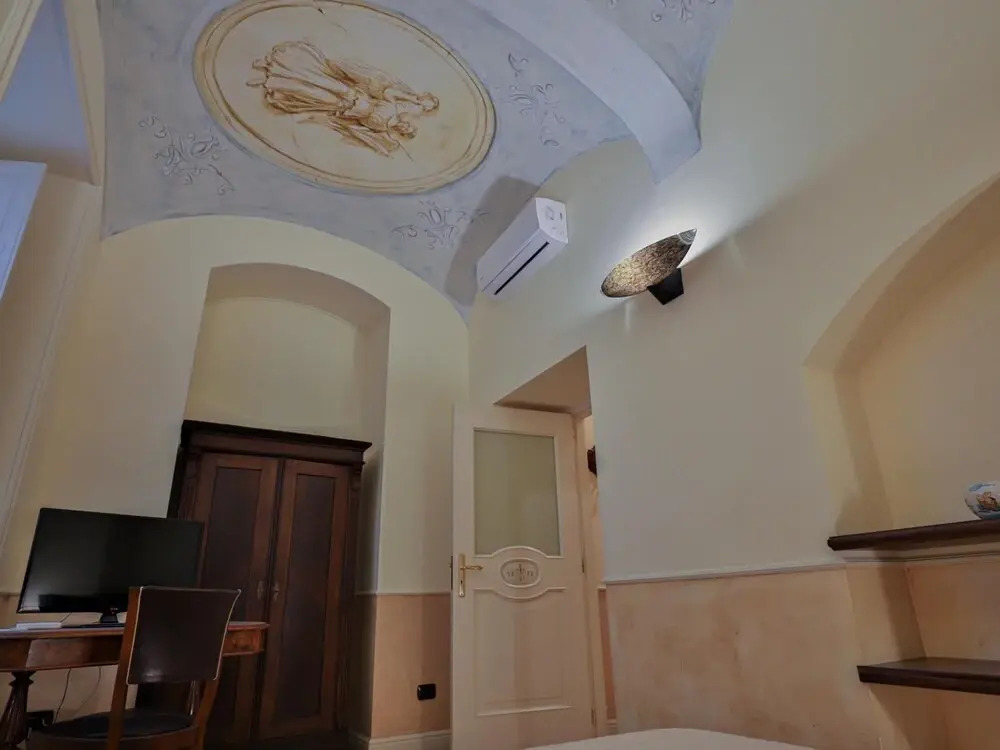 Room in the Heart of Salerno - 4059
