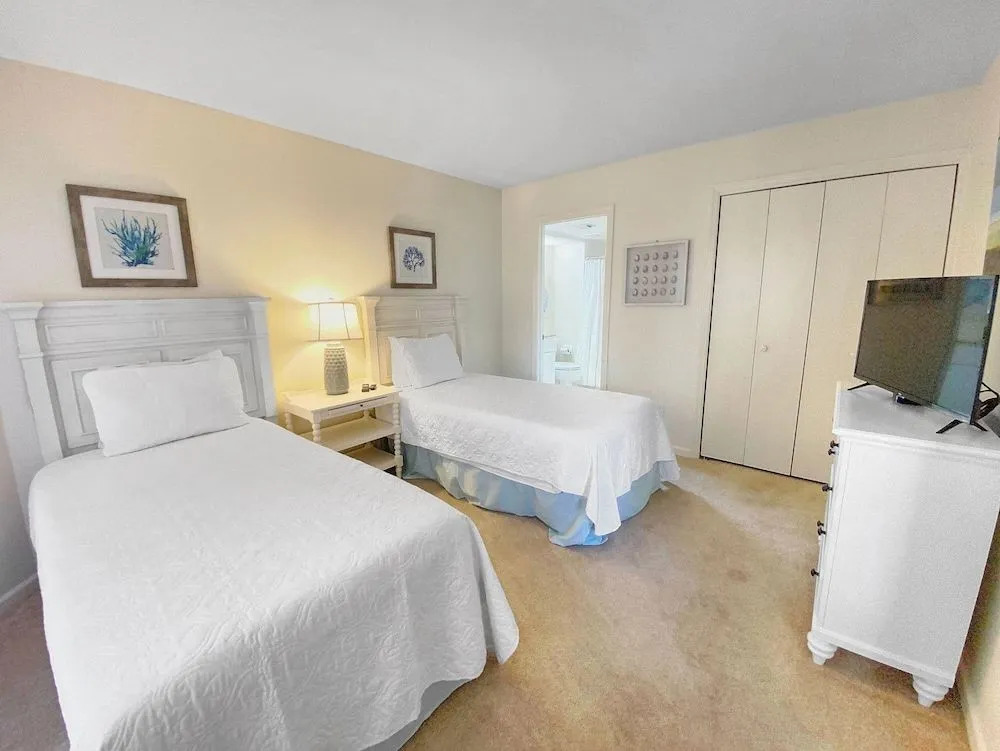 Wine Down at Fairways 202 at Sandestin by Destin Getaways