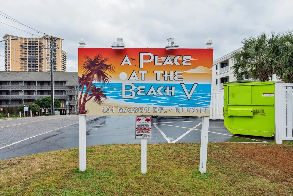Your Cozy Condo Escape By The Beach 2 Bedroom Home by RedAwning
