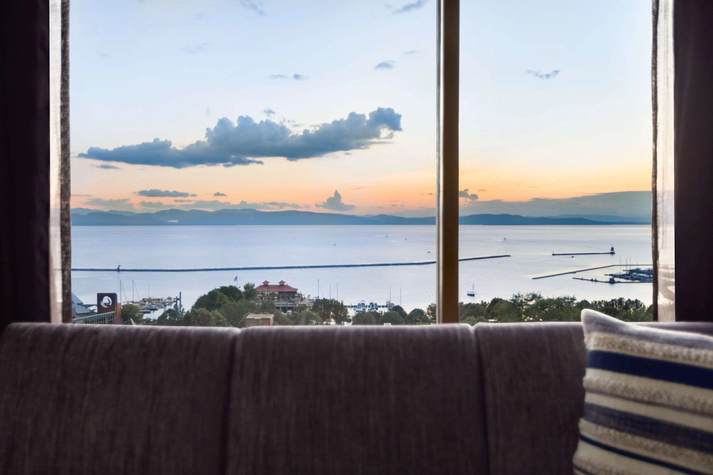 Hotel Champlain Burlington, Curio Collection by Hilton
