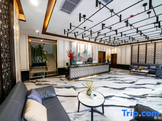 Liuba Zibai Kangyang Hotel