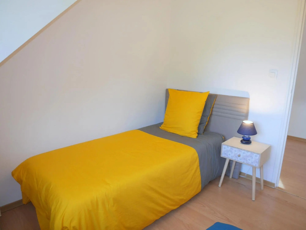 Comfortable Holiday Home With Partial sea Views, Douarnenez-treboul