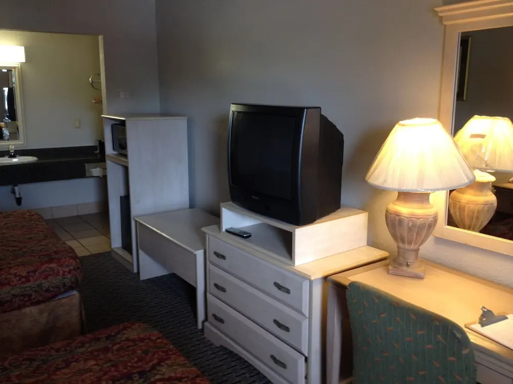 The Brooke Hotel
