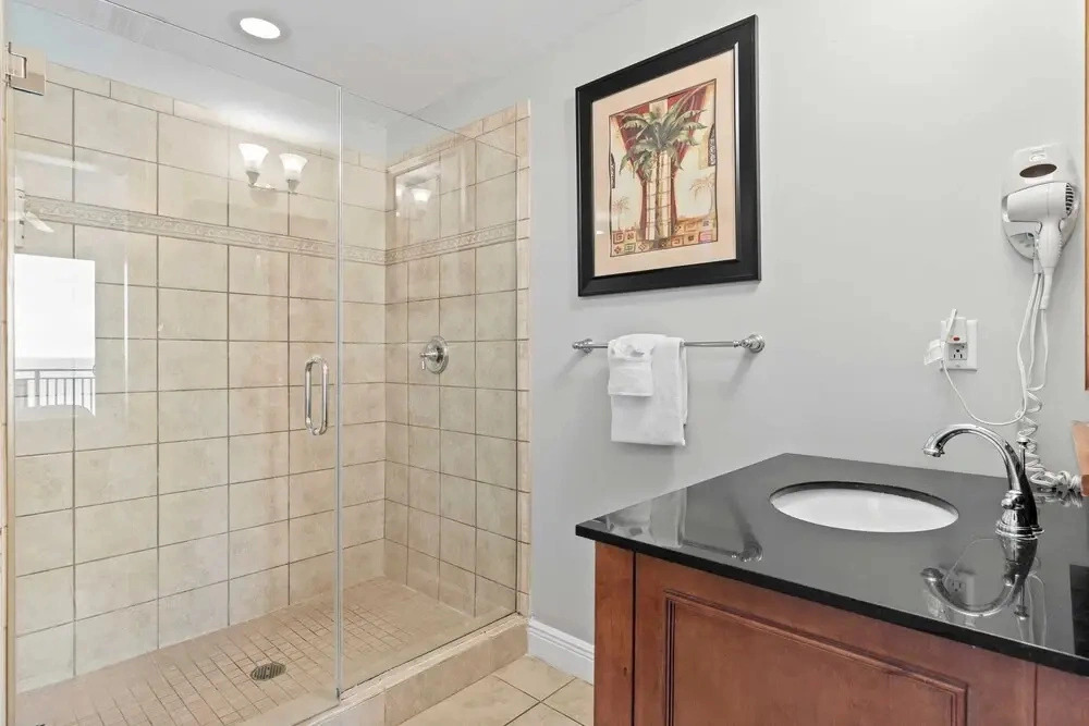 Sterling Breeze #604 Beachfront Condo w/ Balcony, Pool, Hot Tub & Pier Park