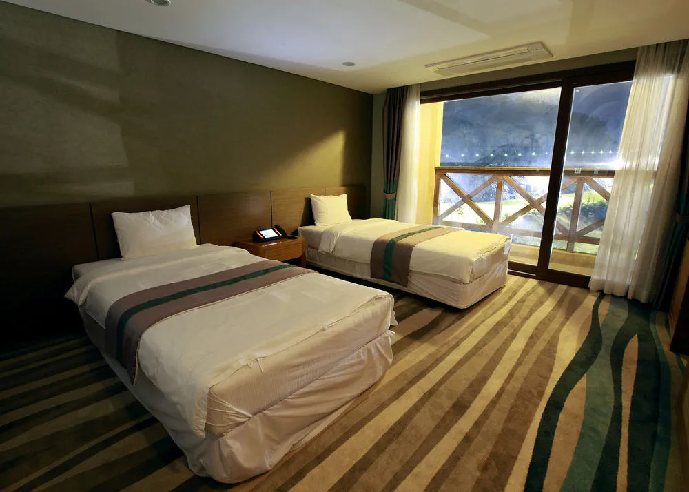 City Park Golf & Hotel