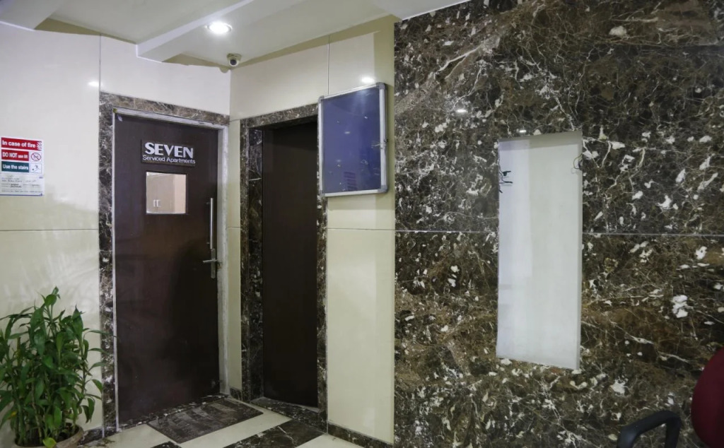 Seven Serviced Apartment Bandra