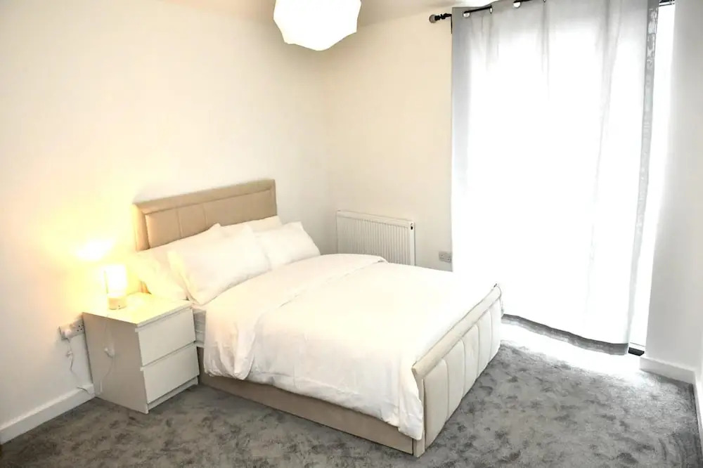 Sleeps 4 - Private Balcony - Wheelchair Accessible