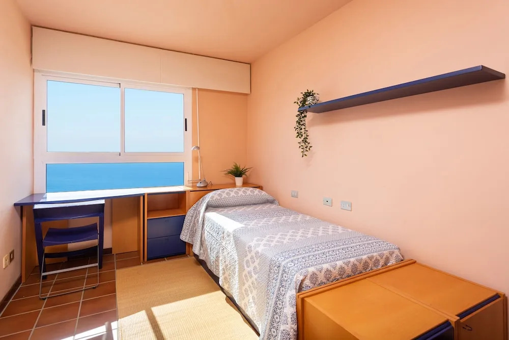 Beach Life Apartment, Exclusive Seafront Triplex