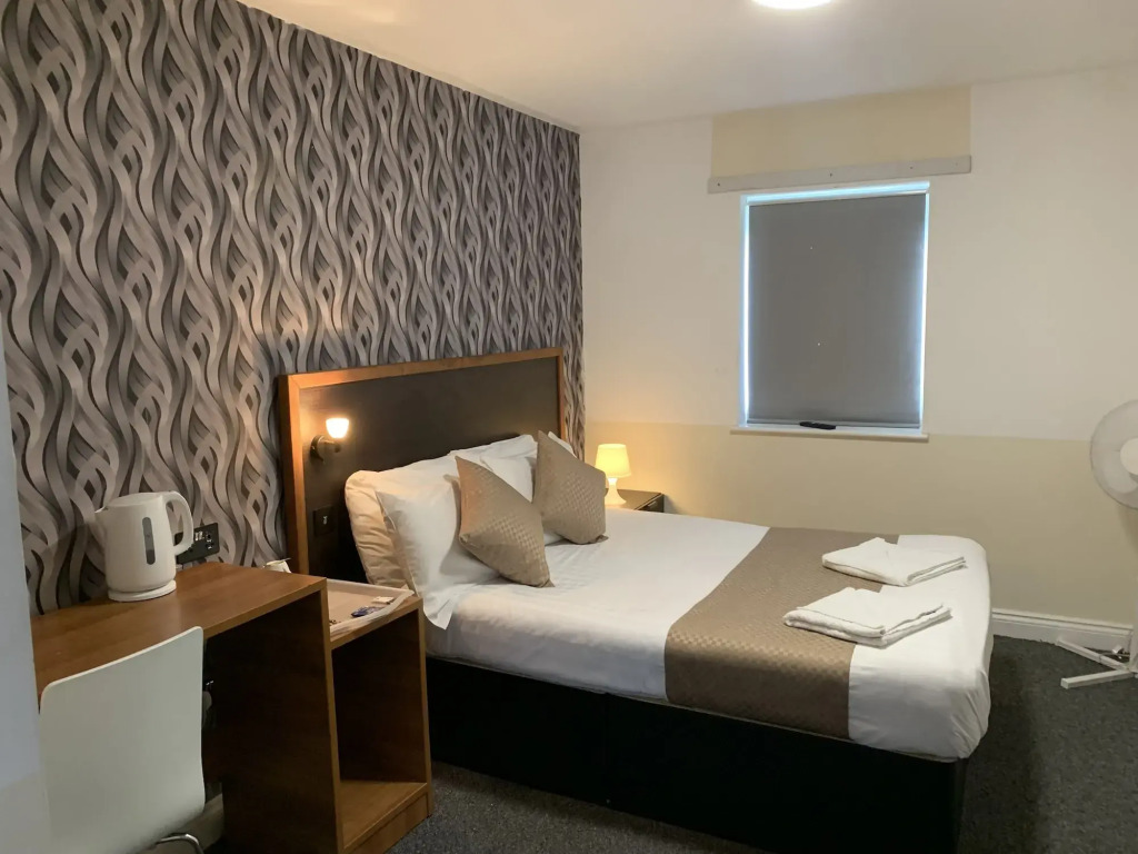 Imperial Salford Hotel