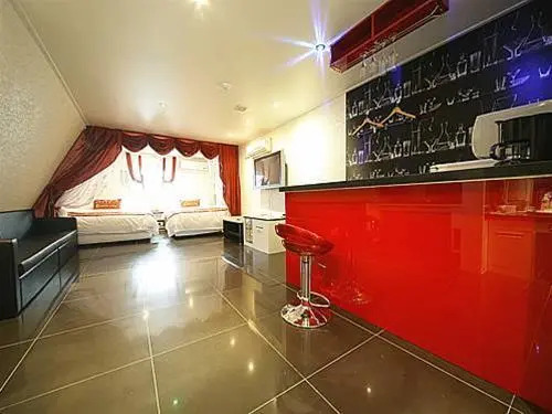 Ezen Hotel