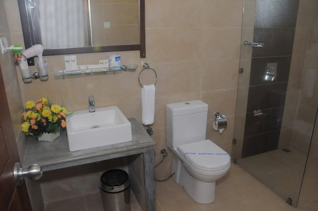 White Villa Resort Aungalla