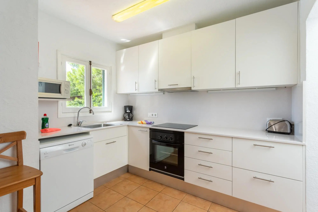 Villa Binimary Large Private Pool Walk to Beach Wifi Car Not Required - 3434