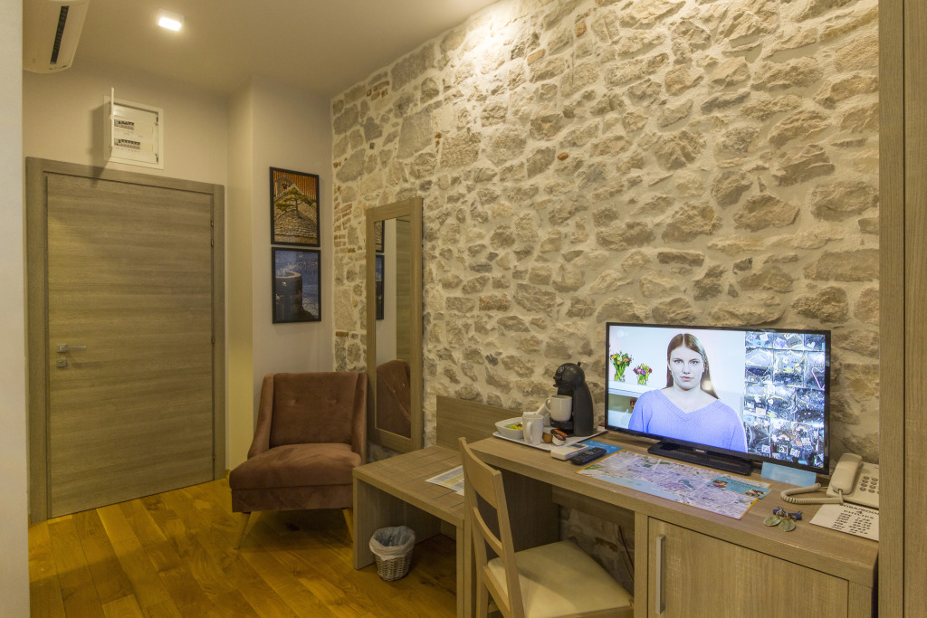 Tifani Luxury Rooms