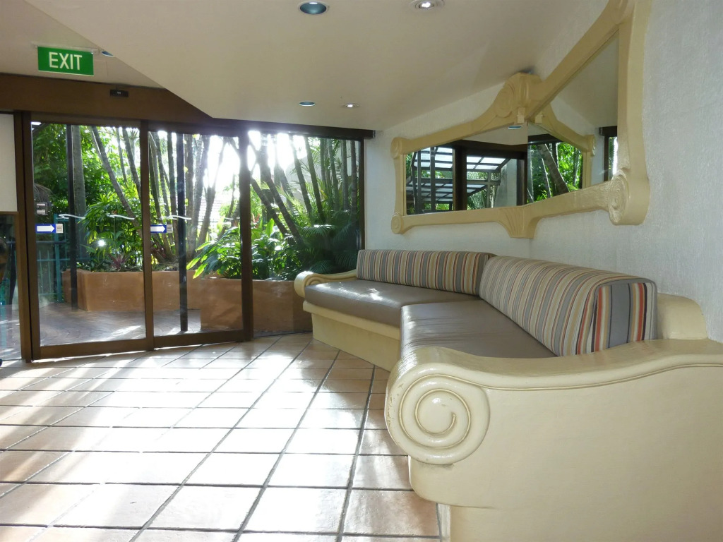 Ocean Breeze Resort