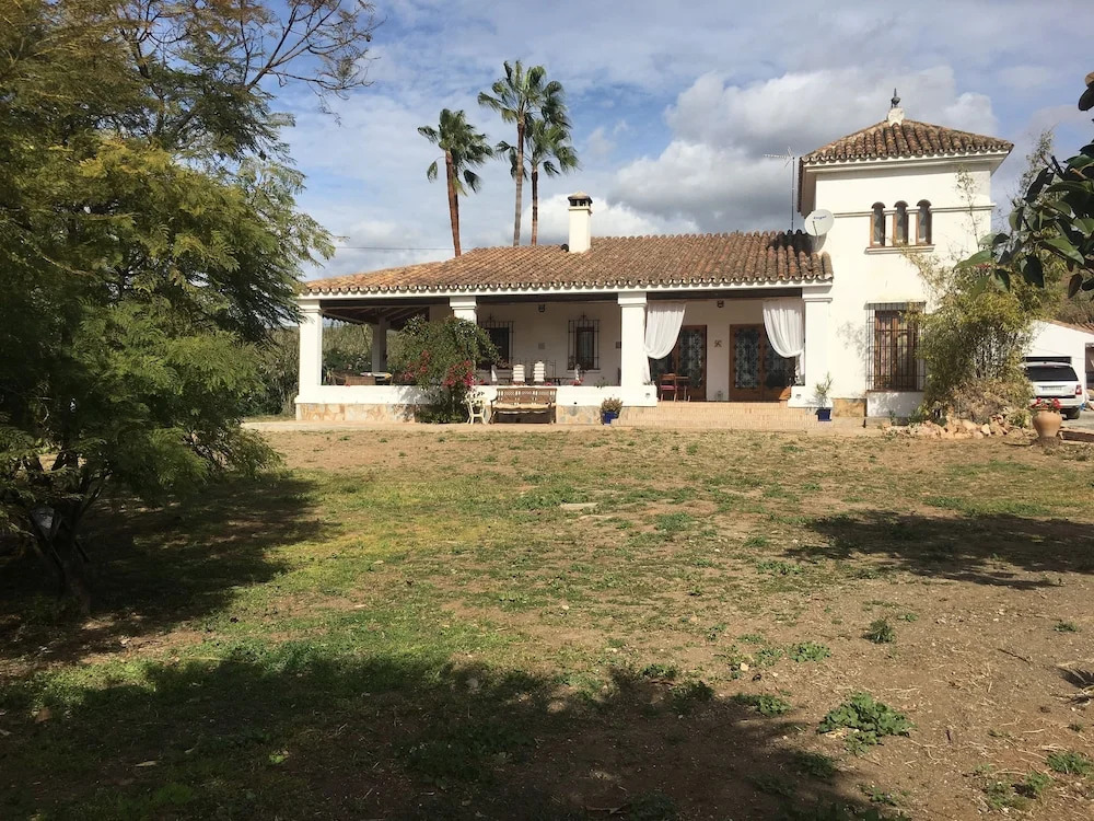 Casa Rural Paloma B&B