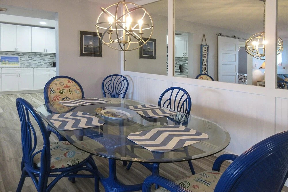 Creciente 213N - 2 Br Condo