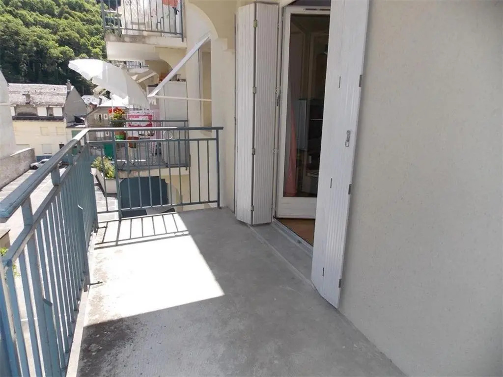 Appartement Bagnères-de-Luchon, 2 pièces, 6 personnes - FR-1-313-141