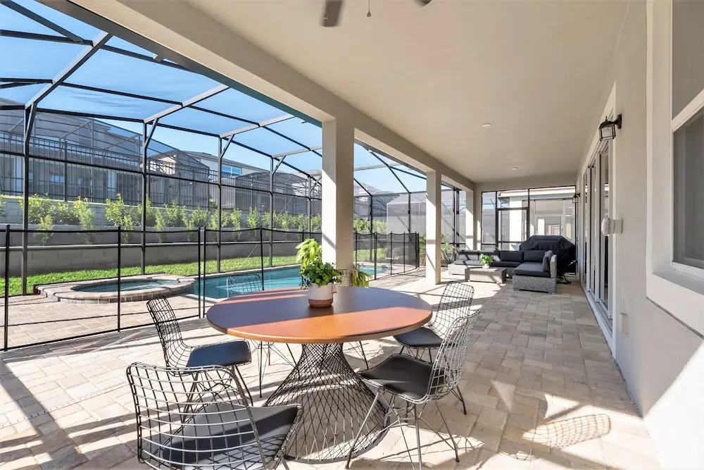 Sawyer Villa Solara 5