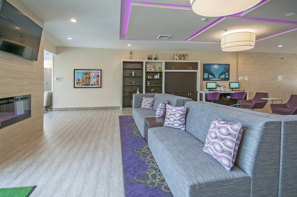 Holiday Inn - New Orleans Airport North by IHG