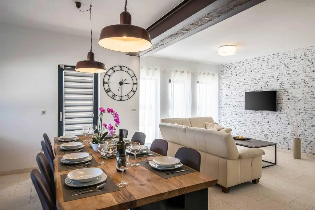 Villa Rocksalt