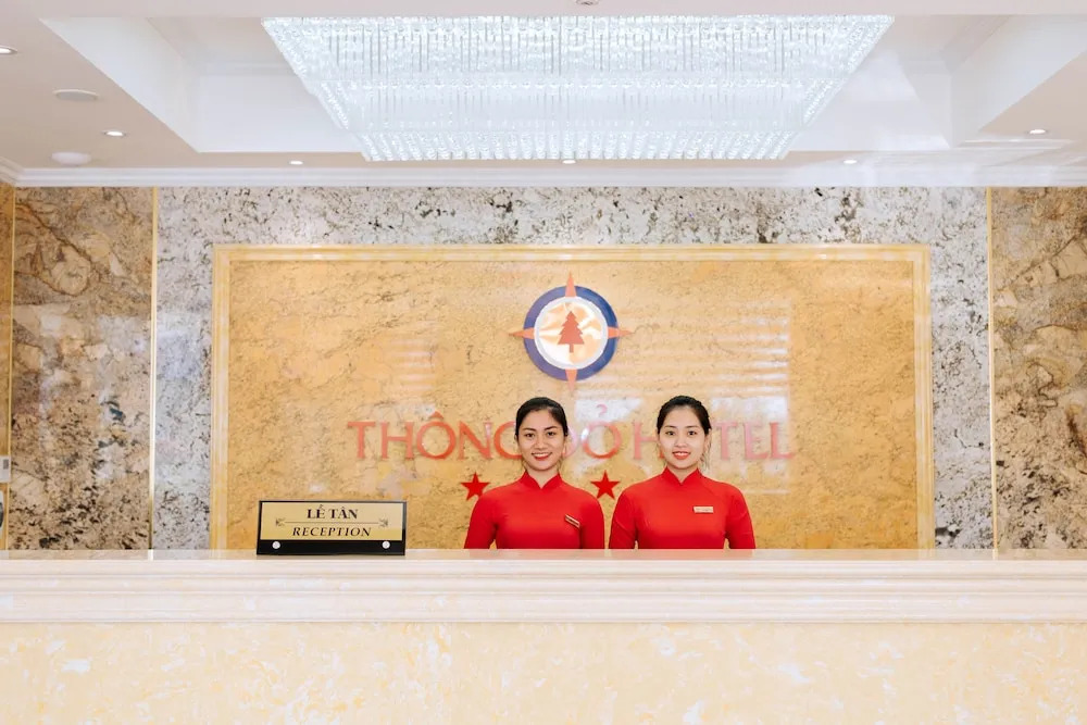 Thông Đỏ Hotel