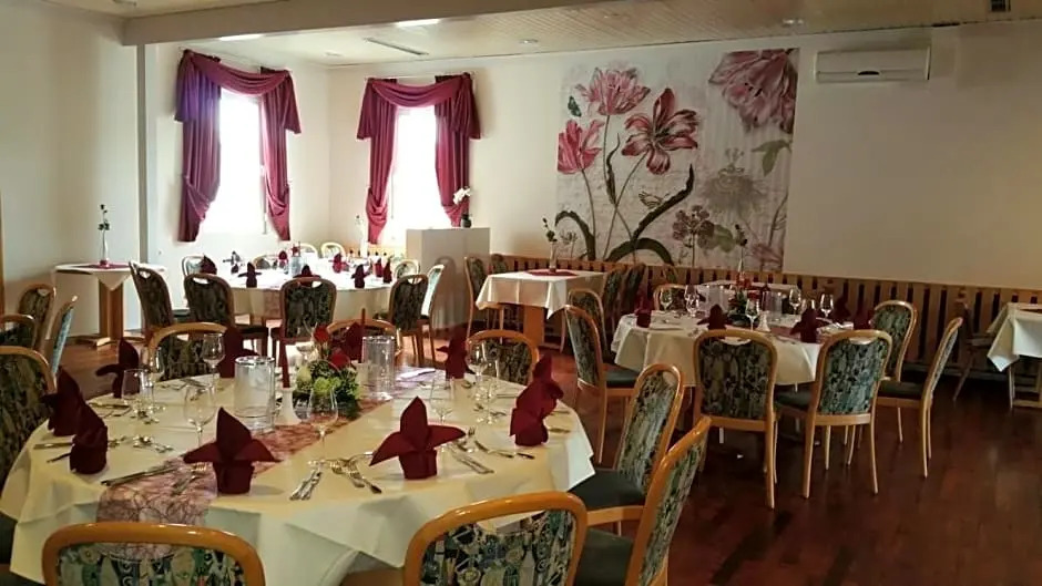 Hossers Hotel Restaurant
