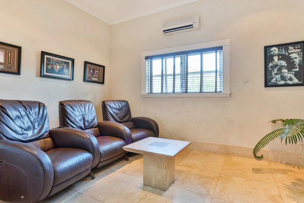 Cayman Villa - Contemporary 3 bedroom Villa with Stunning Ocean Views 3 Villa by RedAwning