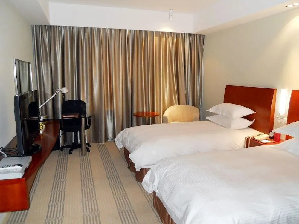 Juna liangxi hotel