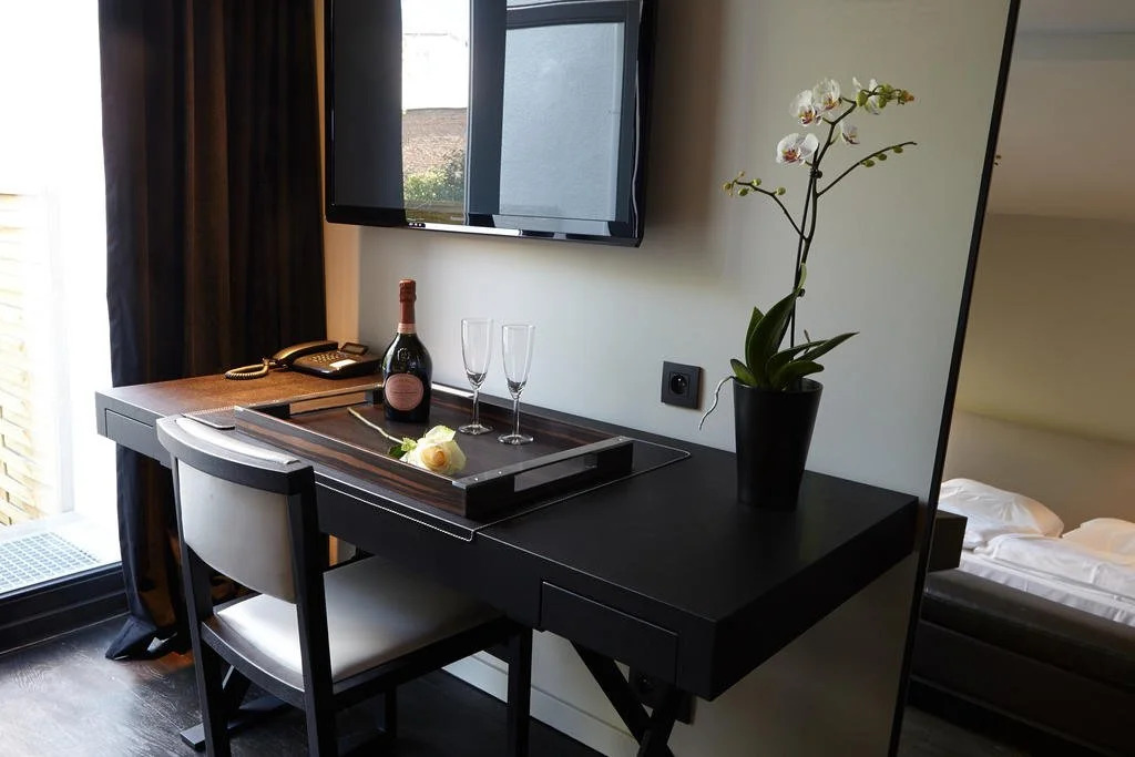 Luxury Suites Museum by Rikas Hotels