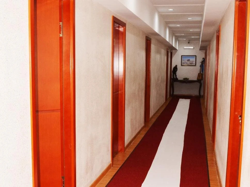 Zaisan Gate Hotel