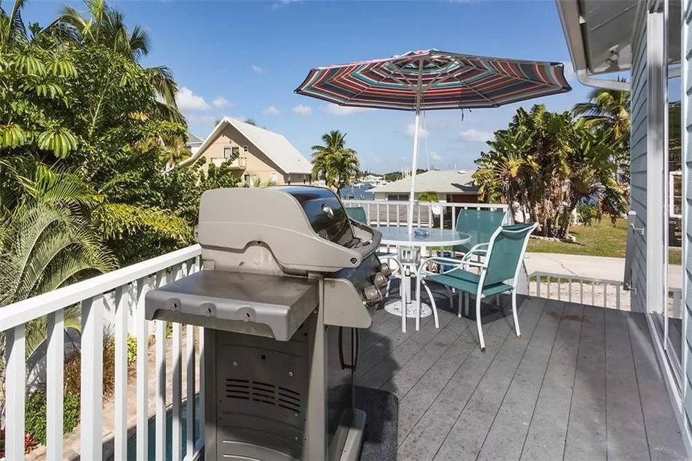Sea la Vie 3 Br home with Pool Hot Tub by RedAwning