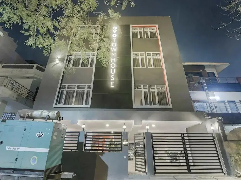 Townhouse By OYO Rooms