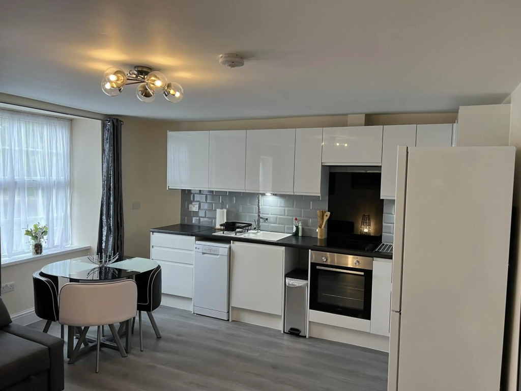 Beautiful 1 BD Ground Floor Apt on the edge of Street and Glastonbury in Somerset