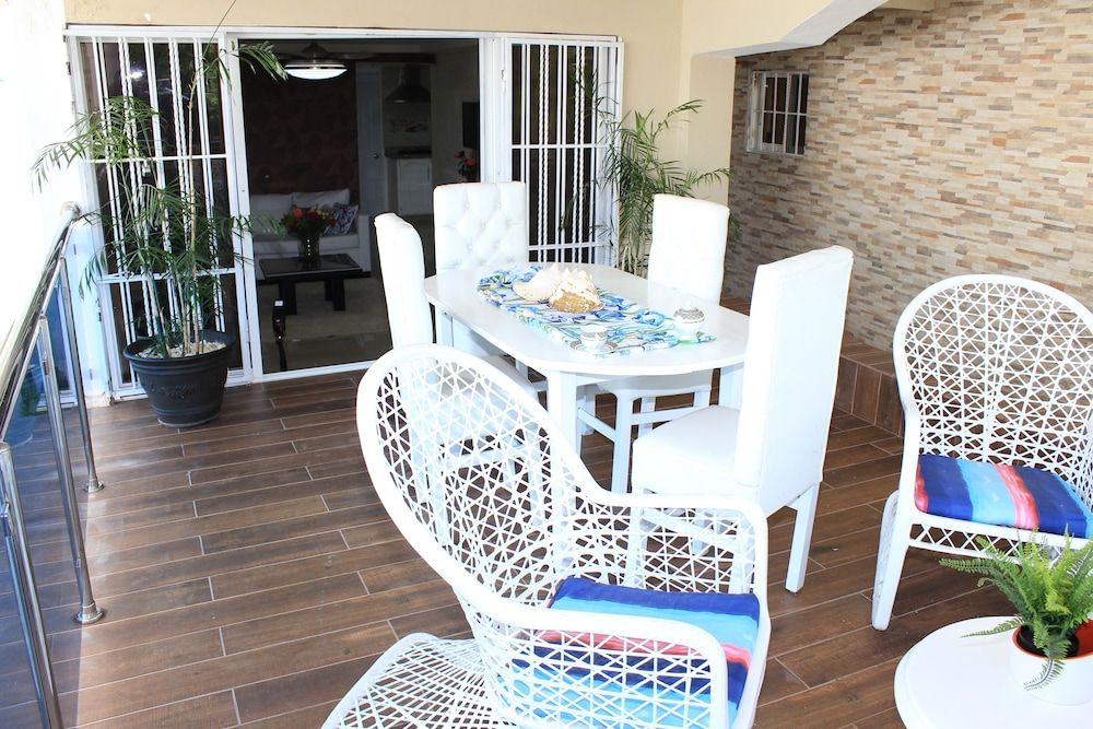 Fully Equipped New 3br Apt dt 2mins To The Beach