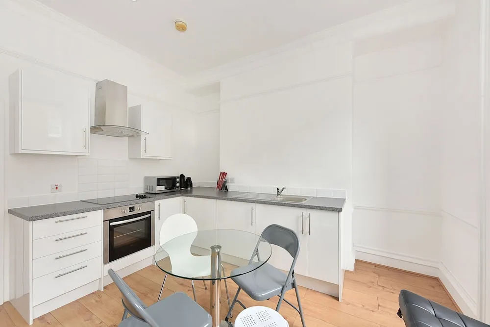 Blandford Street Apartments