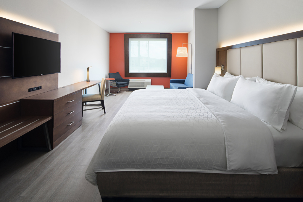 Holiday Inn Express & Suites Lubbock Central - Univ Area by IHG
