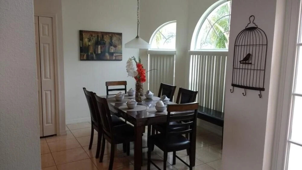1010 Tourmaline Dr 5 Bedroom Home