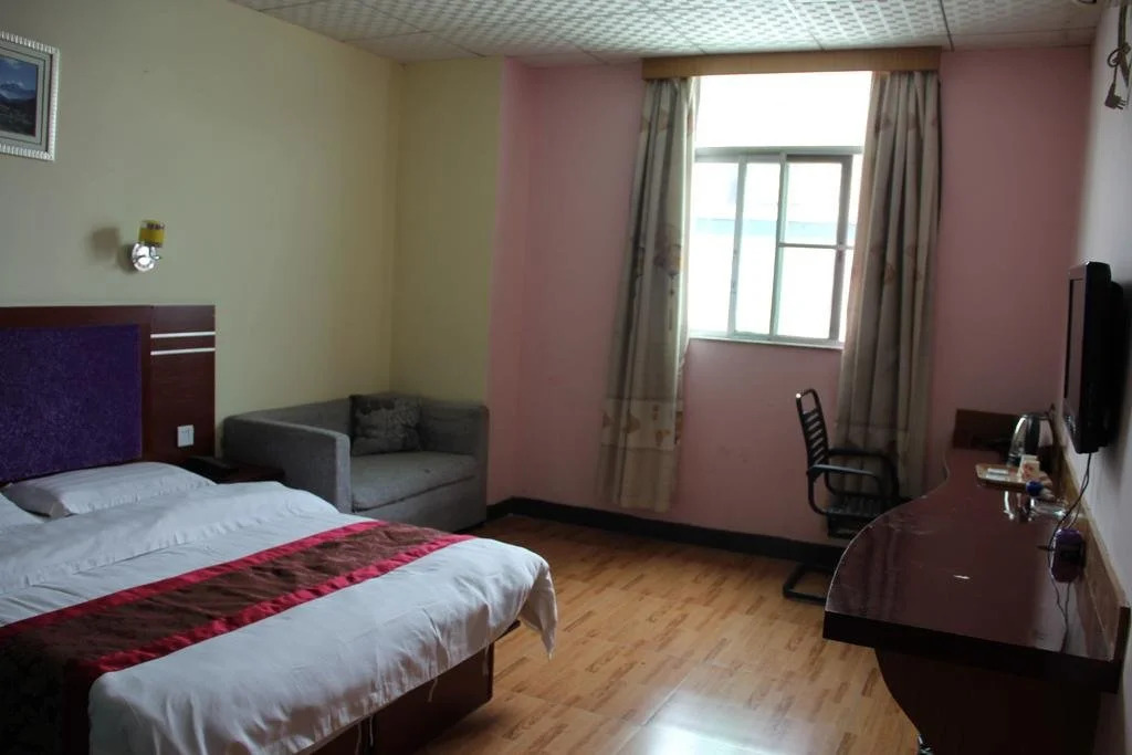 Mingyue Hotel Airport Branch