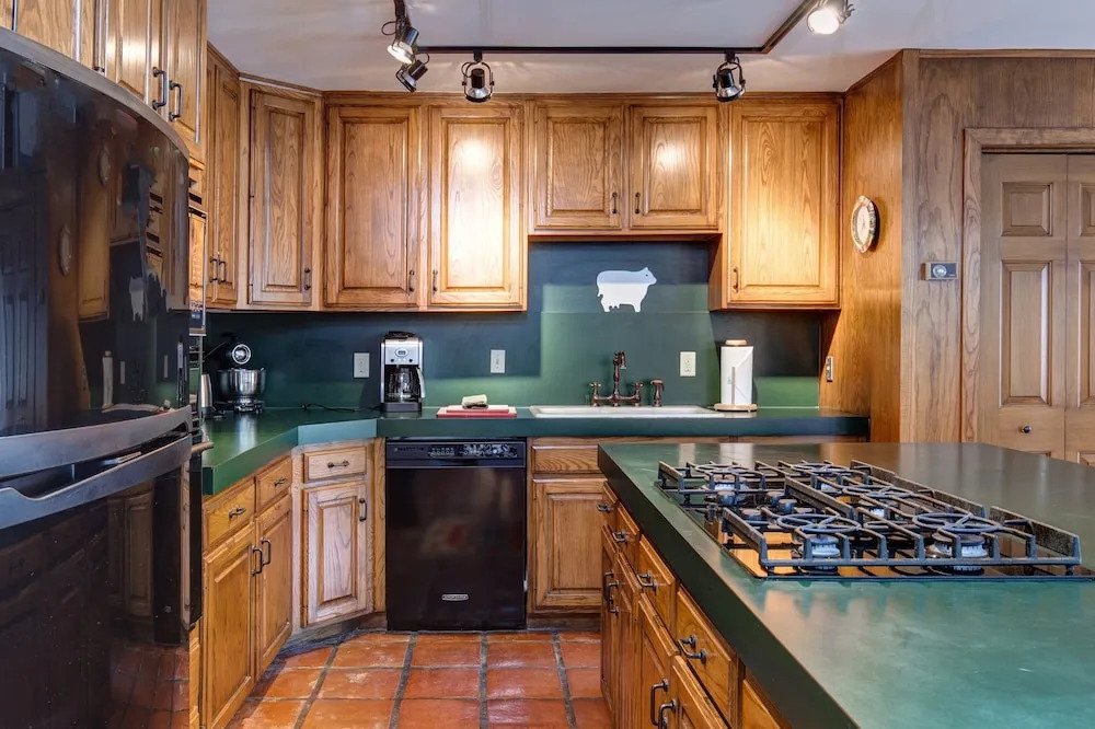 1432 Deer Valley Drive North Townhome - 4 Br townhouse by RedAwning