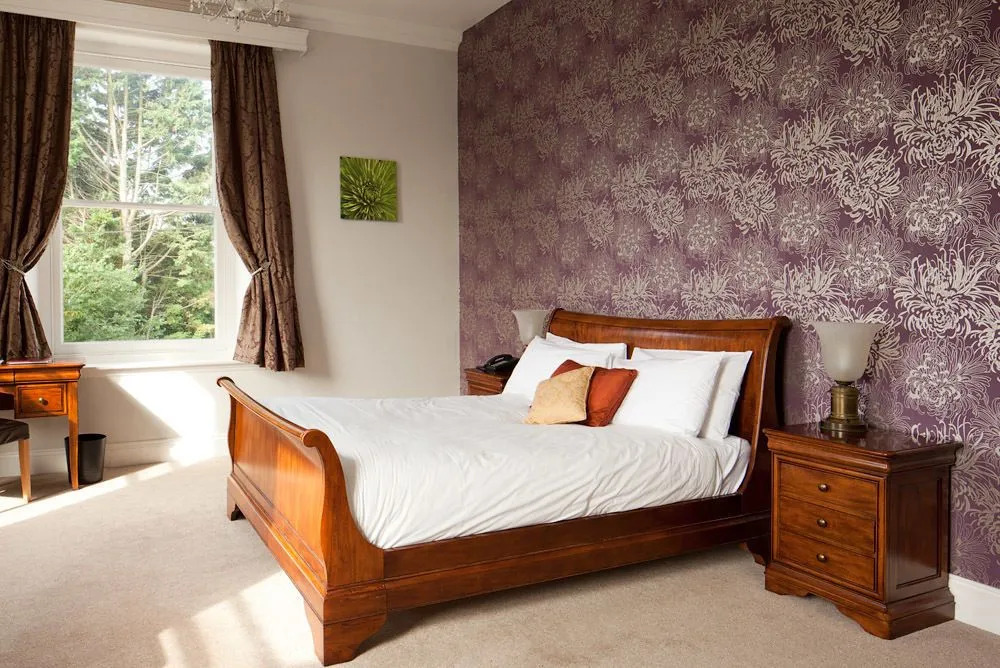 Thomas Paine Hotel