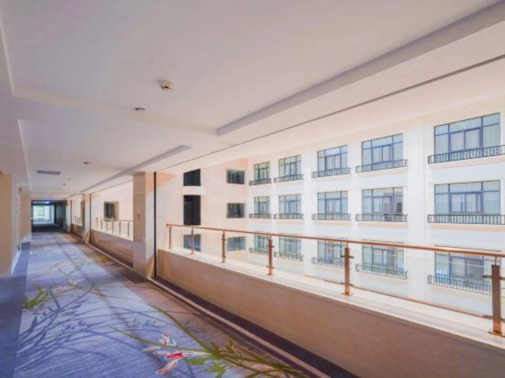 Huashan Xinghe International Hotel