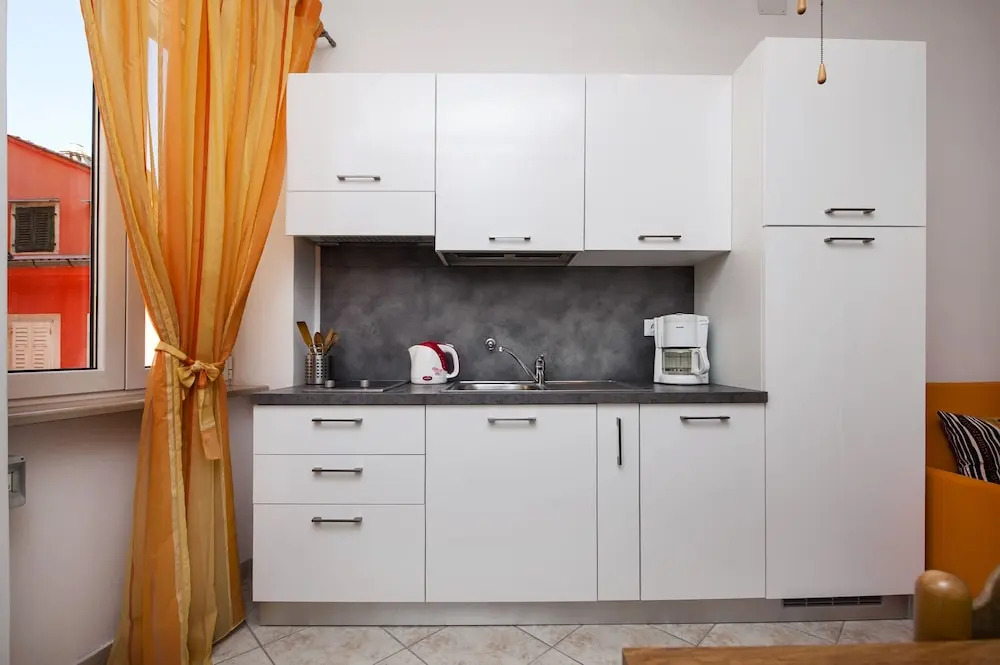 RM Apartments